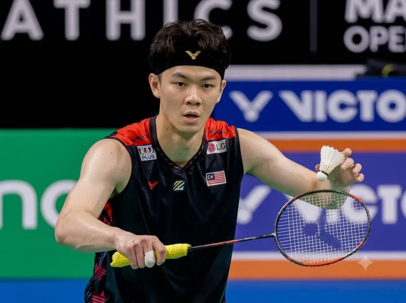 Lee Zii Jia là tay vợt Malaysia nổi bật với lối đánh tấn công mạnh mẽ và kỹ thuật toàn diện.