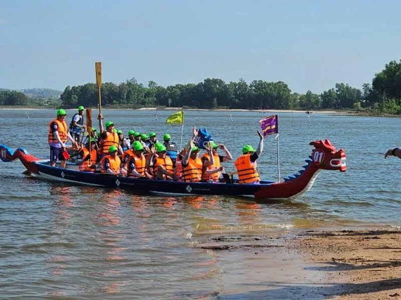 đua thuyền rồng