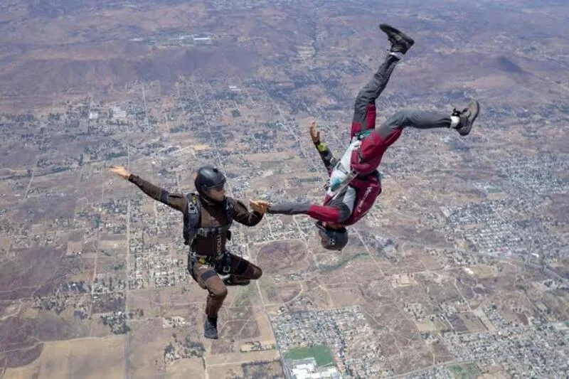 Base jumping