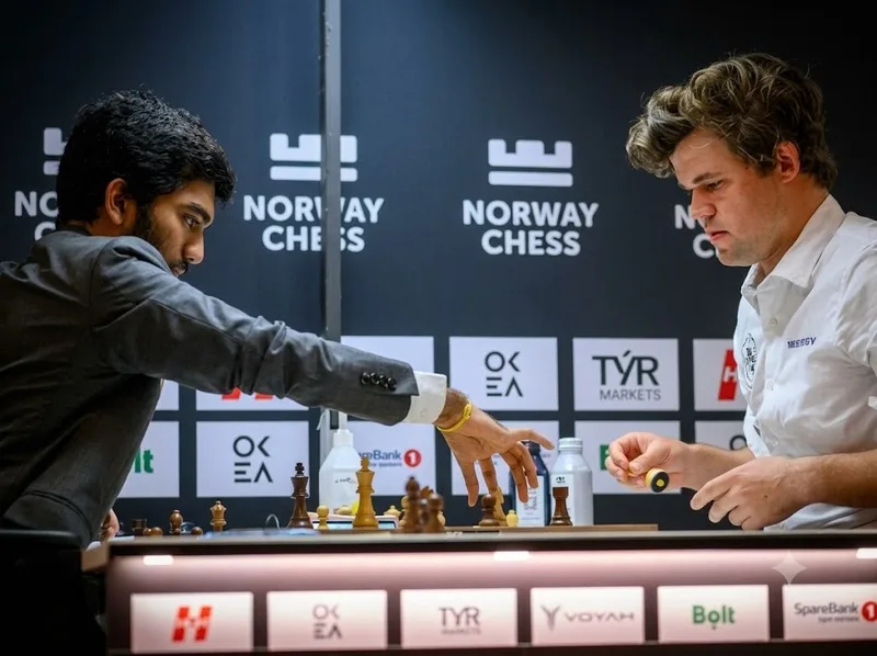 Carlsen đối đầu với thế hệ mới như Gukesh, Praggnanandhaa và Abdusattorov.